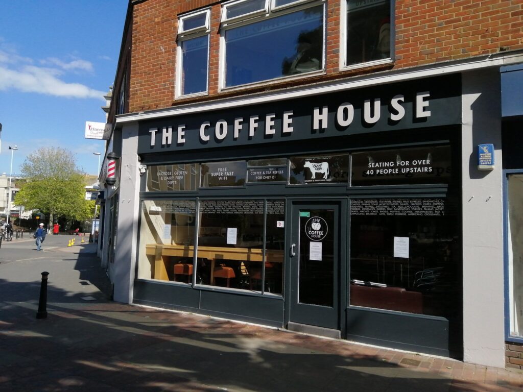 A friendliest café specialising in delicious coffees and freshly made food