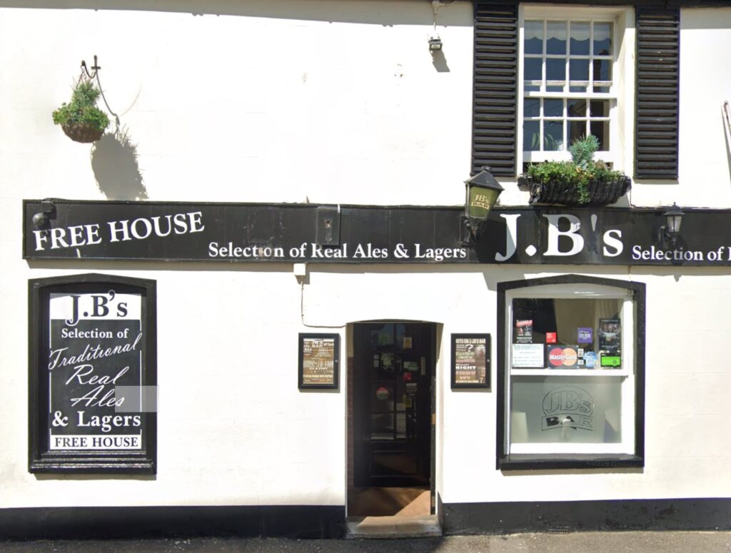 A Traditional Pub with a selection of Real Ales, Lagers, Spirits